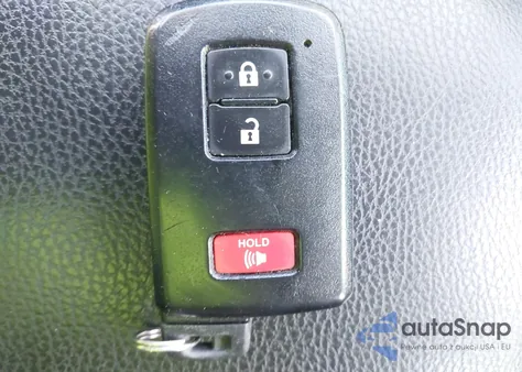 2018 Toyota Rav4 Xle z USA, uszkodzony, nr VIN 2T3RFREV4JW743997